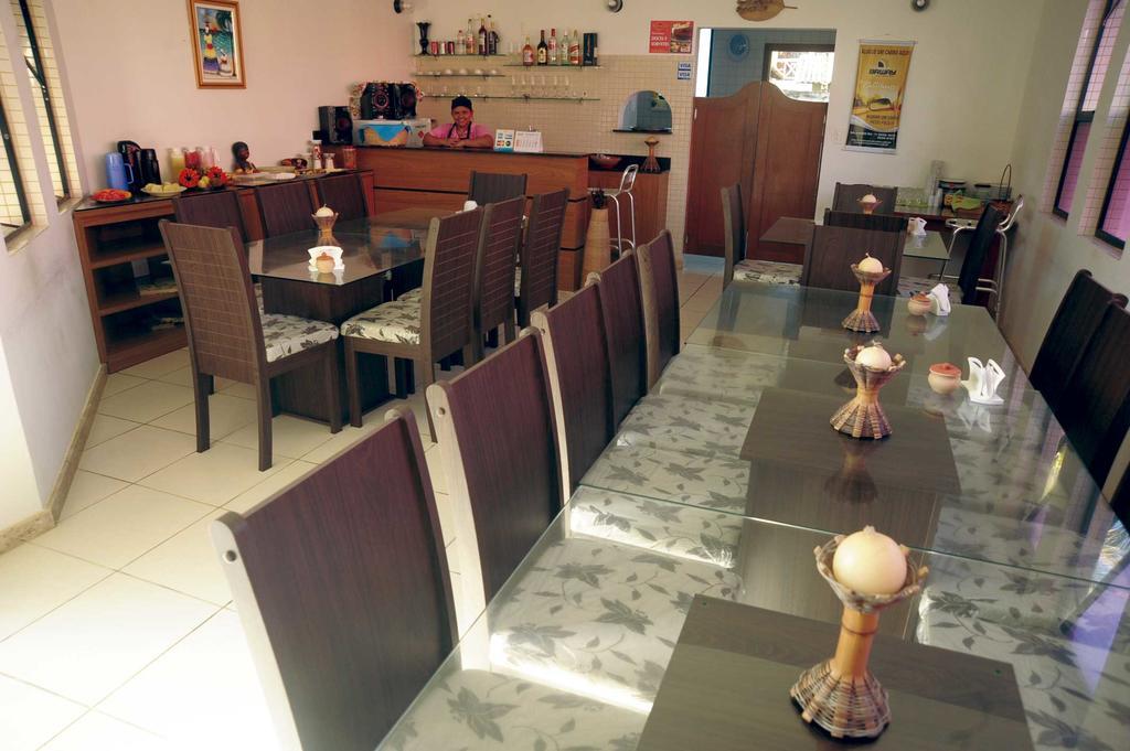 Pousada Restinga Apart Service- Aeroporto เลาโร เด เฟรย์ตัส ภายนอก รูปภาพ
